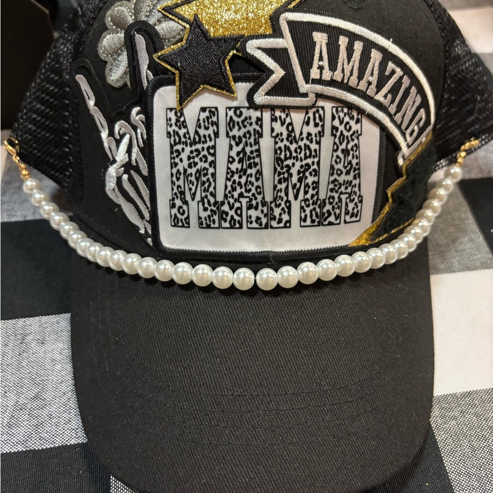 Amazing Mama Black Cap with Pearl Detail